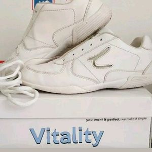 TEAM CHEER VITALITY WHITE CHEER SHOES Women's 6.5